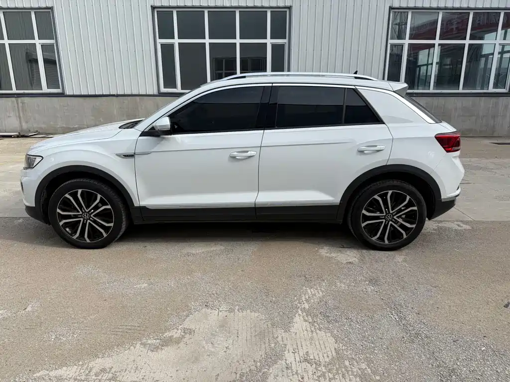 Volkswagen T-Roc 2022 — фото 4