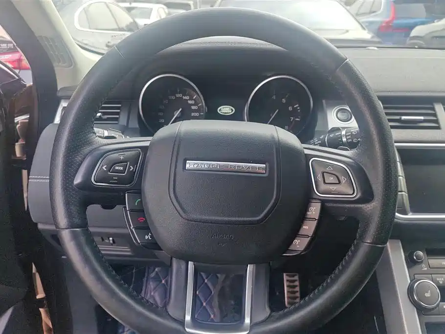 Land Rover Evoque 2014 — фото 15