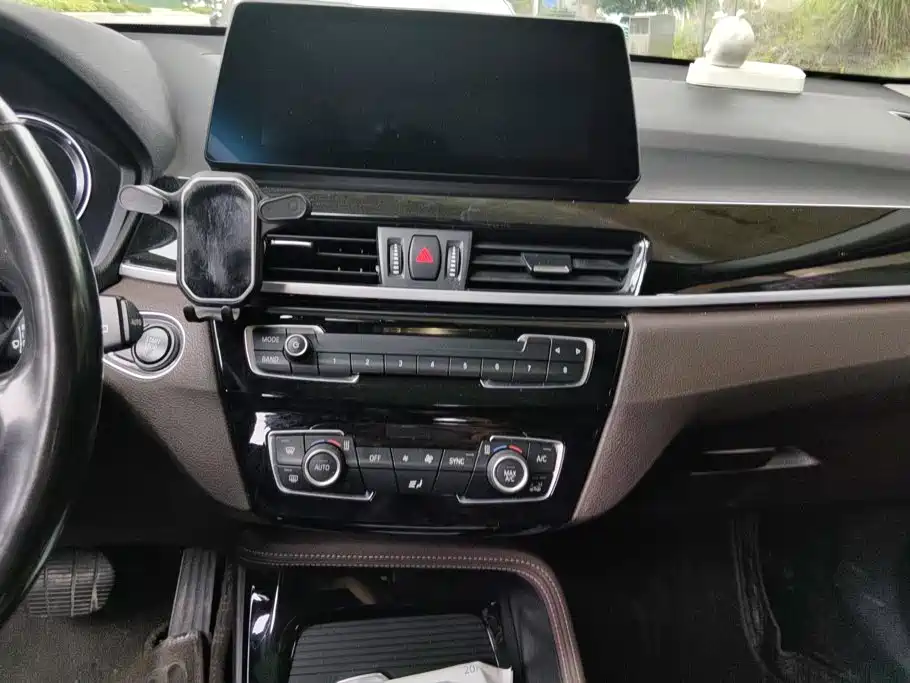 BMW X1 2022 — фото 13
