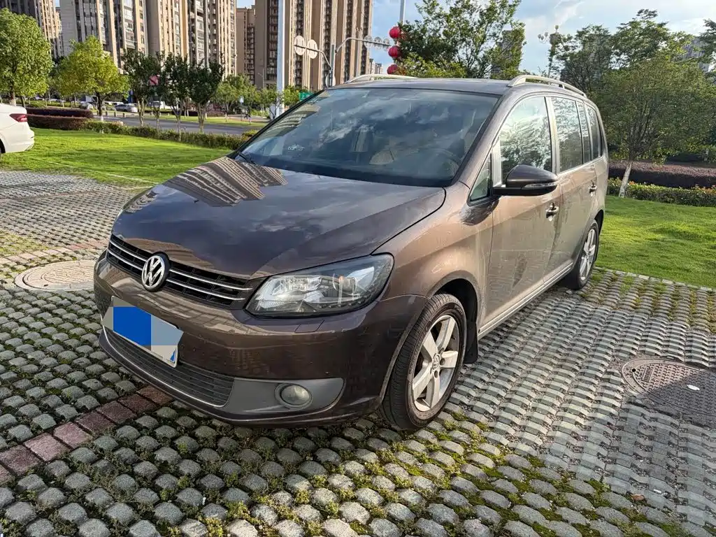 Volkswagen Touran 2014