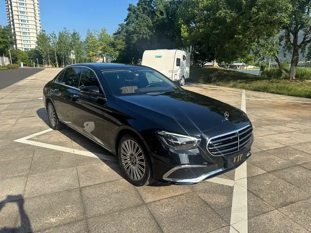 Mercedes-Benz E-Class 2021
