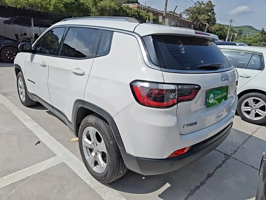 Jeep Compass 2018 — фото 5