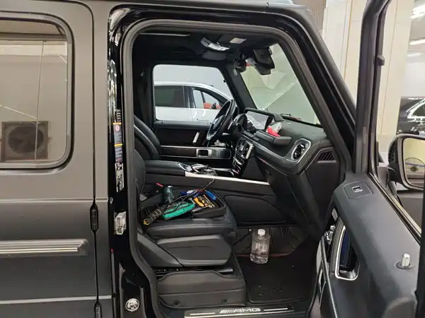 Mercedes-Benz G-Class 2023