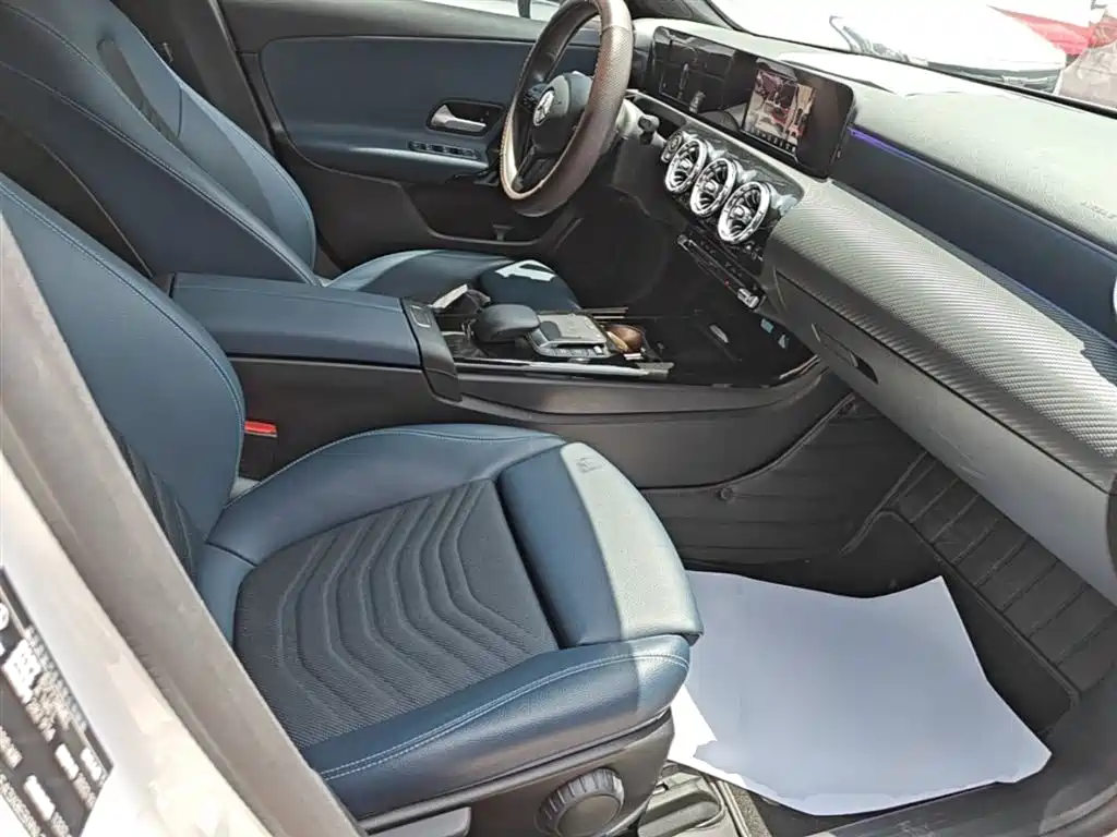 Mercedes-Benz A-Class 2022 — фото 25
