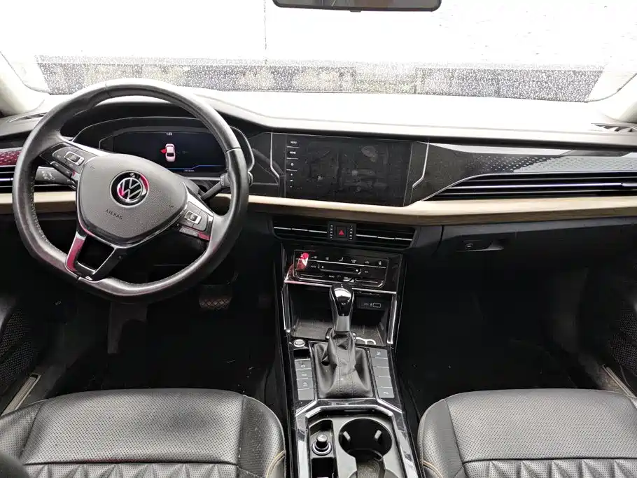 Volkswagen Passat 2020 — фото 12