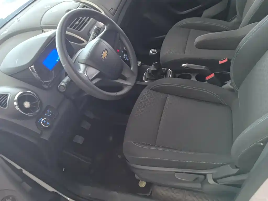 Chevrolet Trax 2017 — фото 15