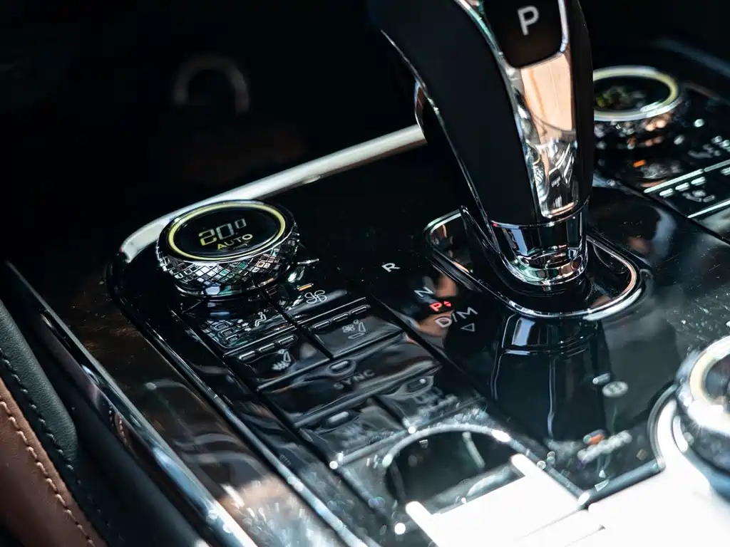 Bentley Flying Spur 2022 — фото 12