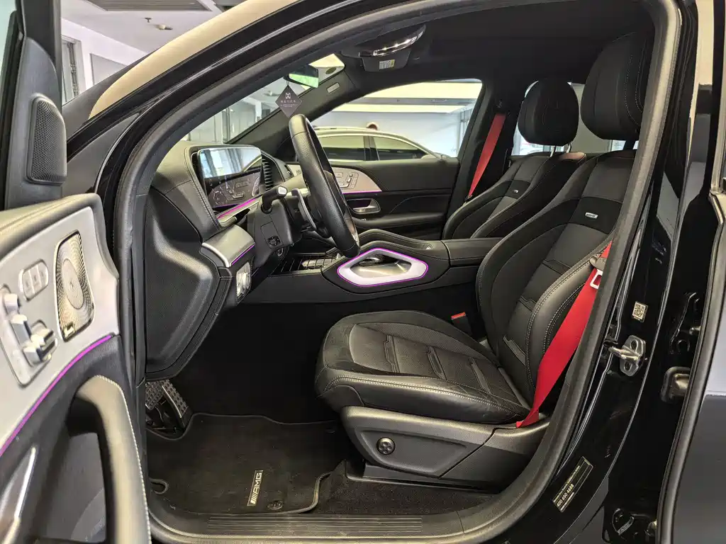 Mercedes-Benz GLE Coupe AMG 2025 — фото 14