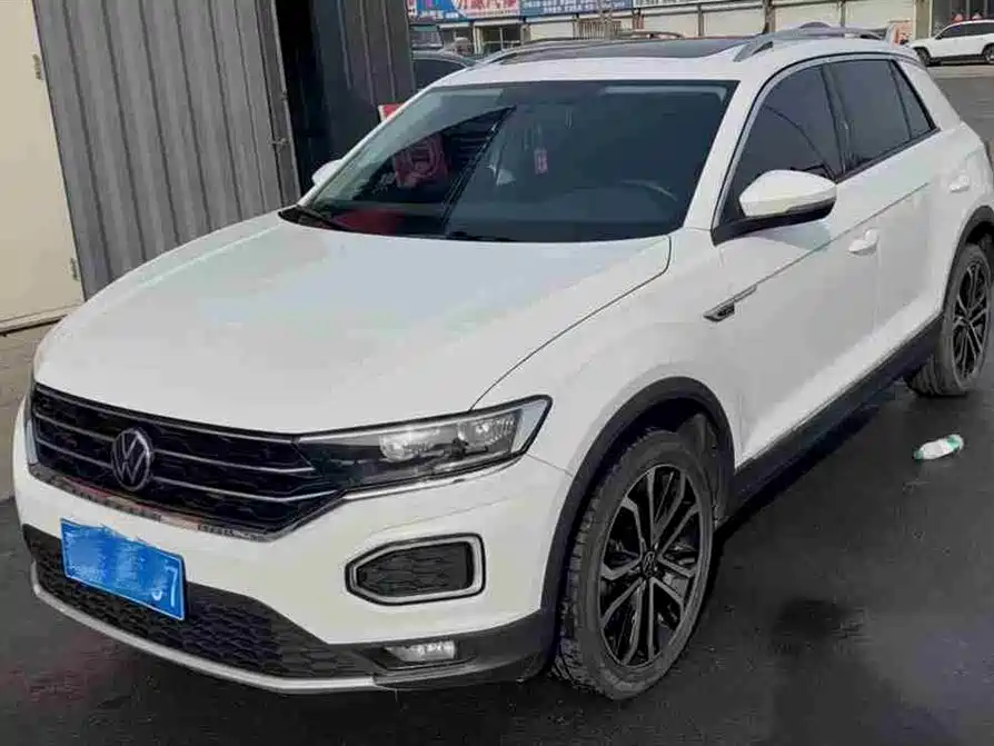 Volkswagen T-Roc 2022 — фото 1