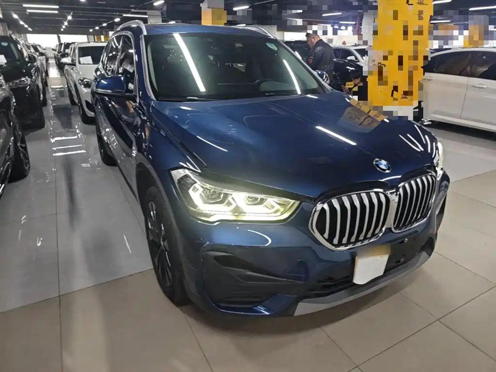 BMW X1 2021 — фото 4