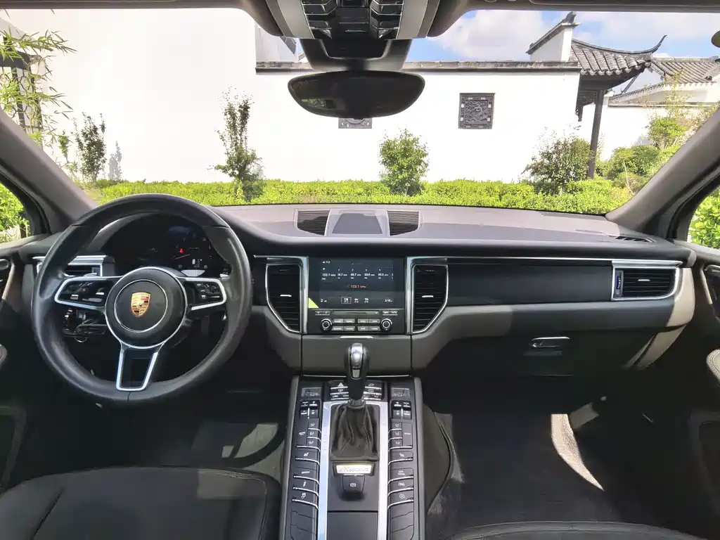 Porsche Macan 2018