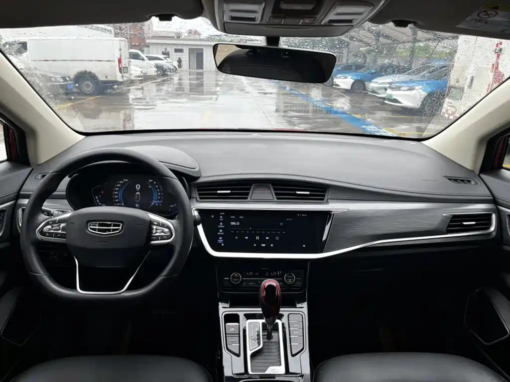 Geely Emgrand GS 2020 — фото 8