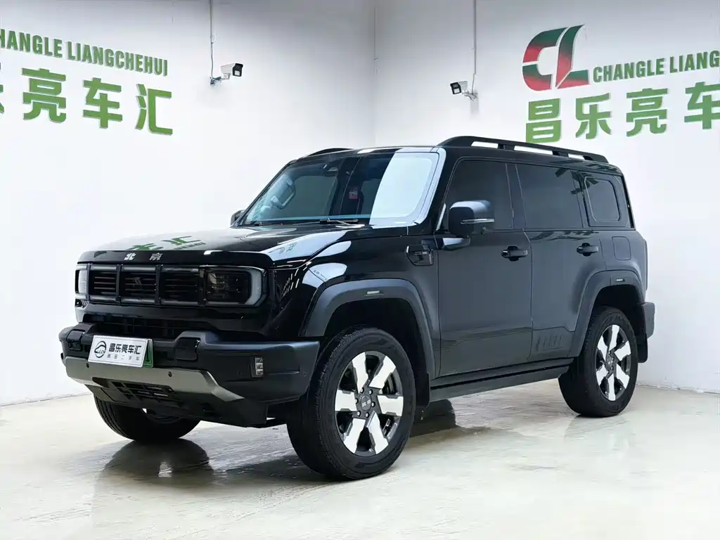 Beijing Off-Road BJ40 EREV 2025 — фото 1