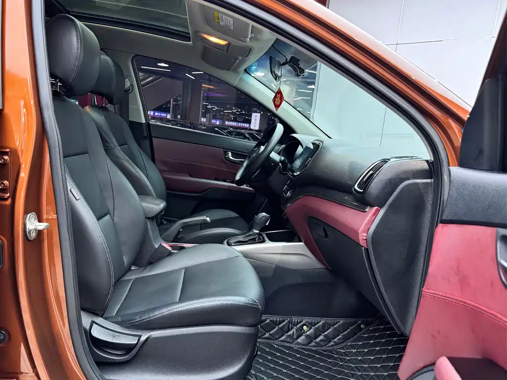Kia KX3 2016 — фото 16