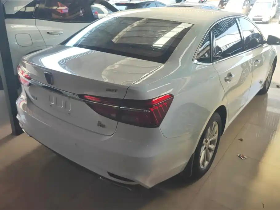 Roewe i6 Classic 2017 — фото 3