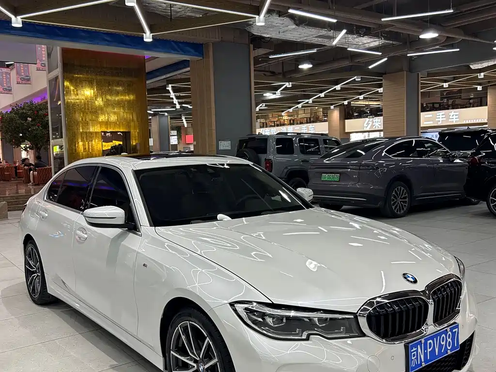 BMW 3 Series 2022