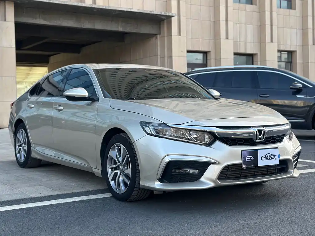 Honda Inspire 2021 — фото 3