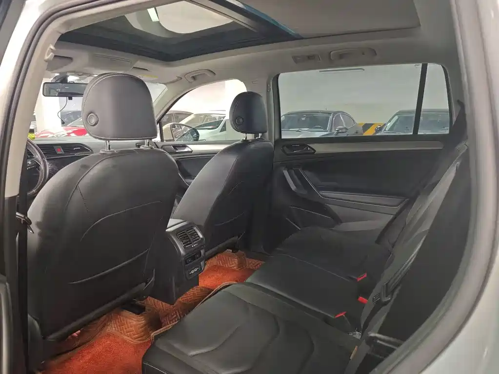 Volkswagen Tiguan L 2020