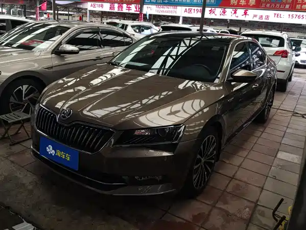 Skoda Superb 2016