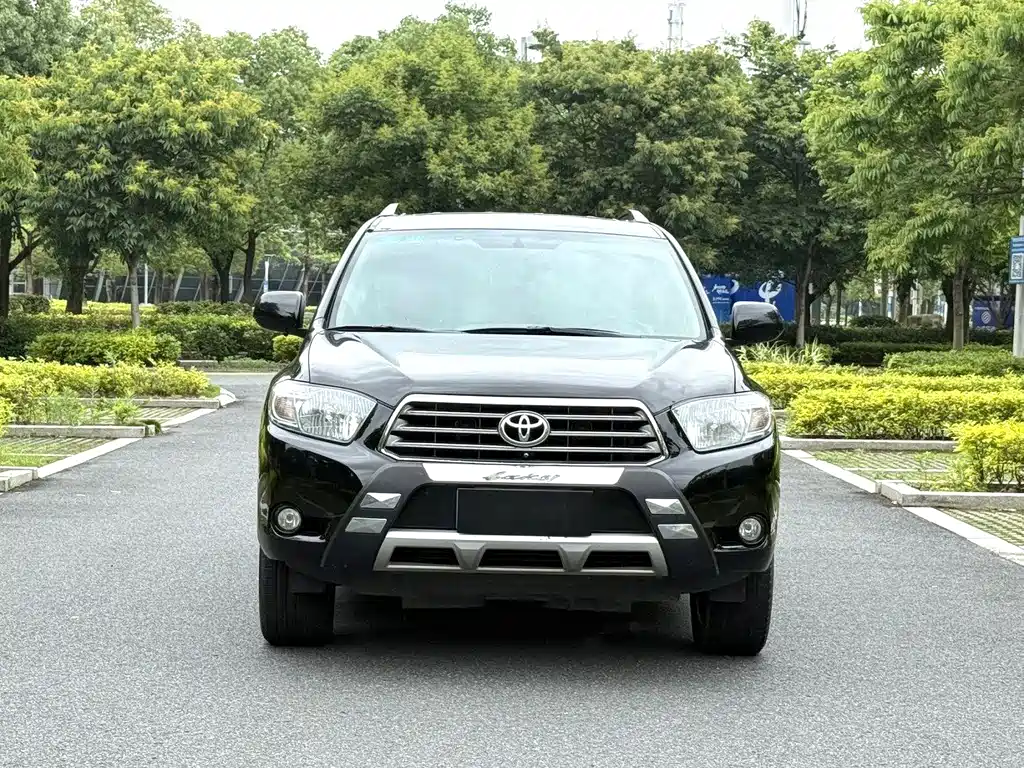 Toyota Highlander 2012 — фото 2