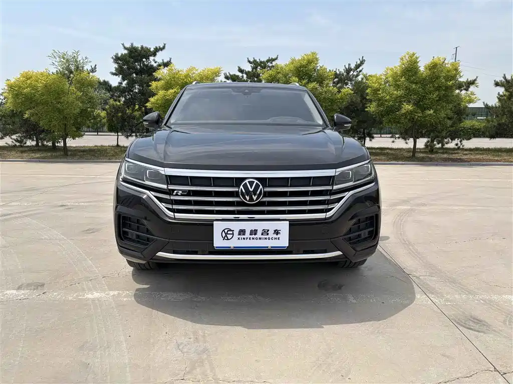 Volkswagen Touareg 2021 — фото 2
