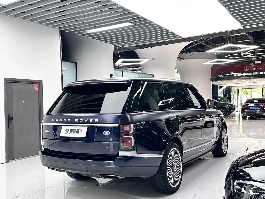 Land Rover Range Rover 2020 — фото 22