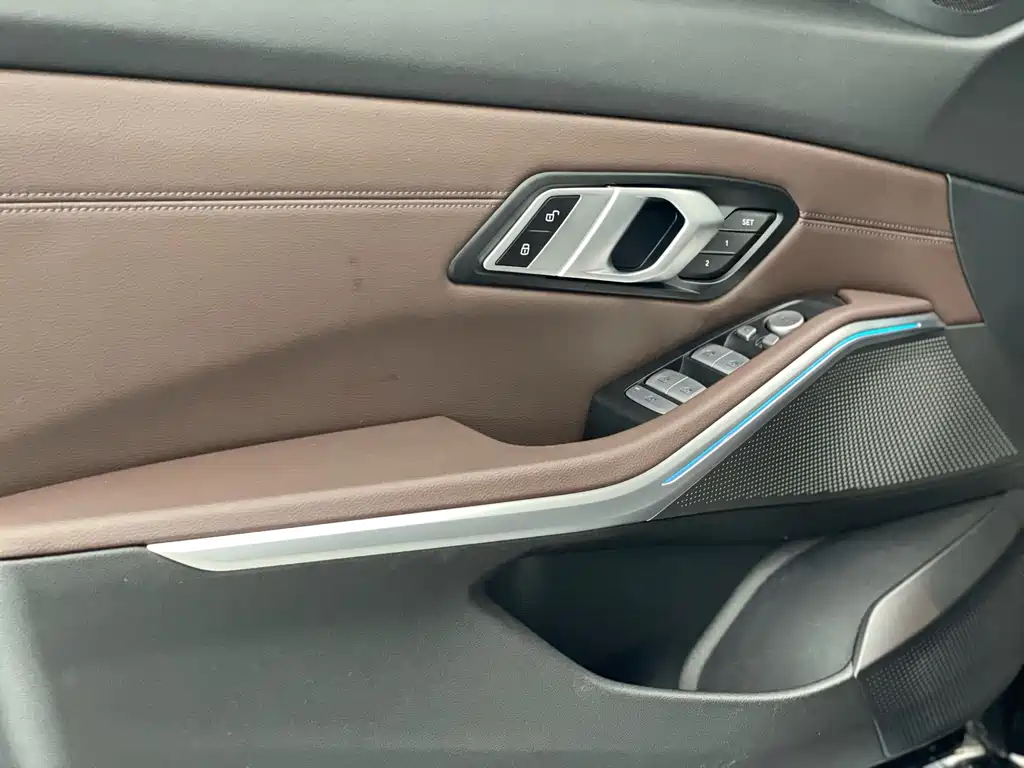 BMW i3 2023 — фото 10