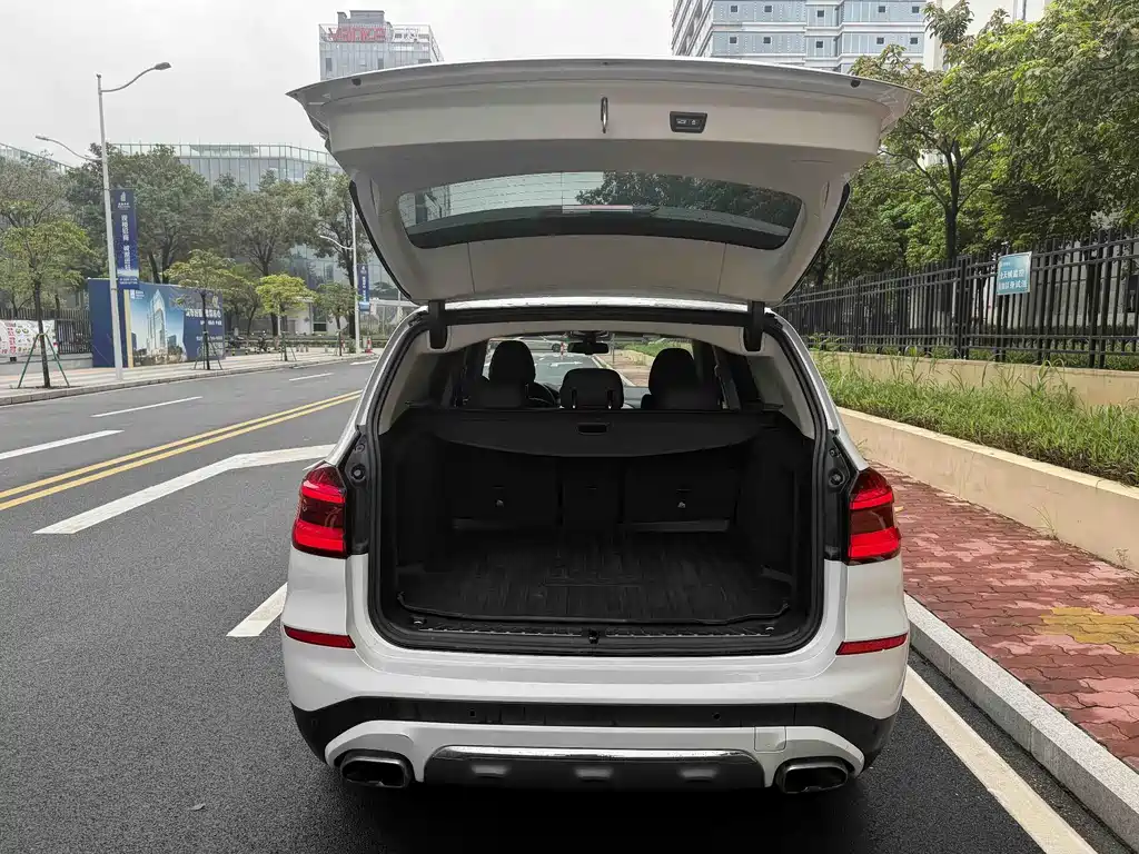 BMW X3 2019 — фото 12