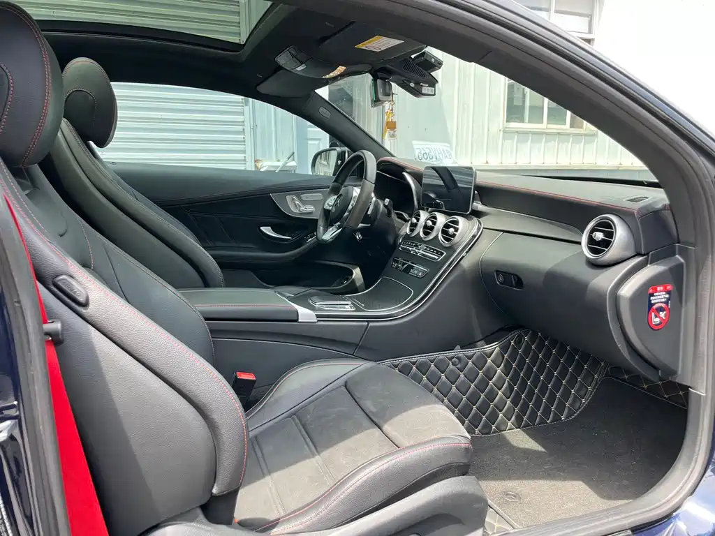 Mercedes-Benz C-Class 2023 — фото 21