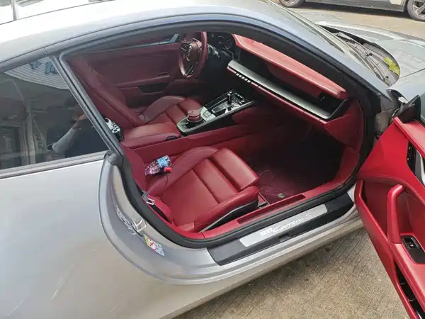 Porsche 911 2021