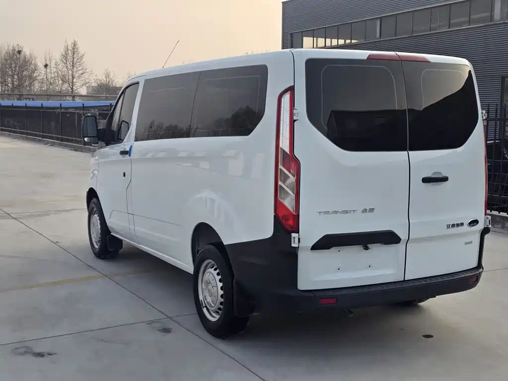 Ford Transit 2020 — фото 4