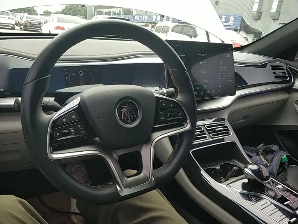 BYD Qin PLUS 2023 — фото 10