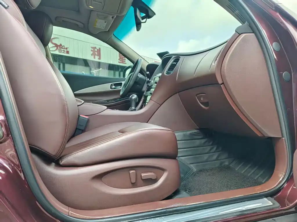 Infiniti QX50 2016 — фото 10