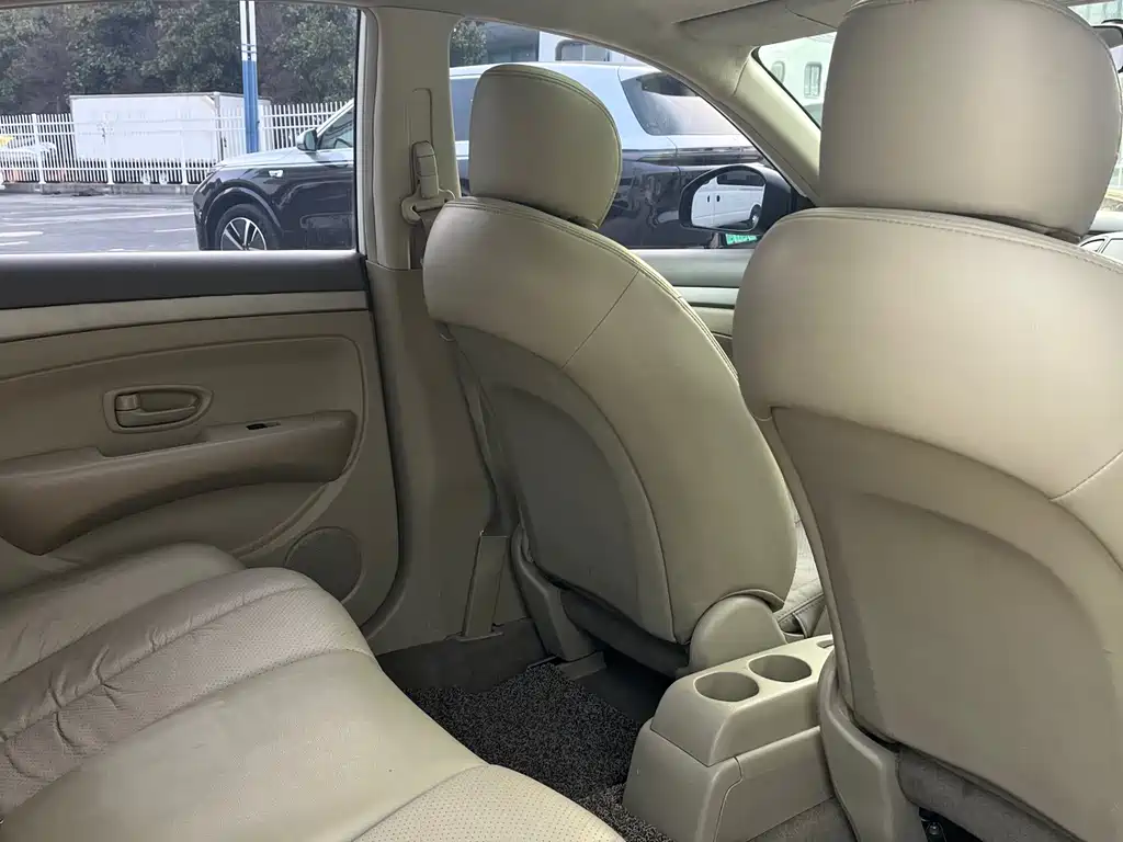 Nissan Sylphy 2014 — фото 14