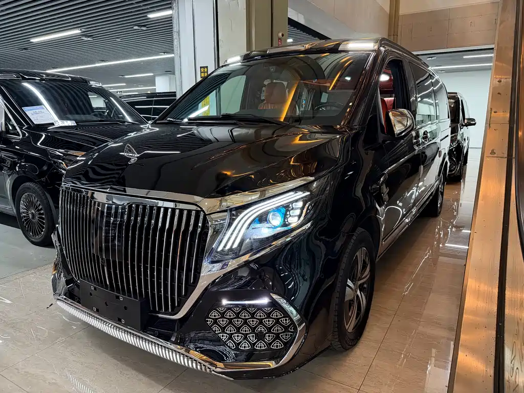 Mercedes-Benz Vito 2022 — фото 1