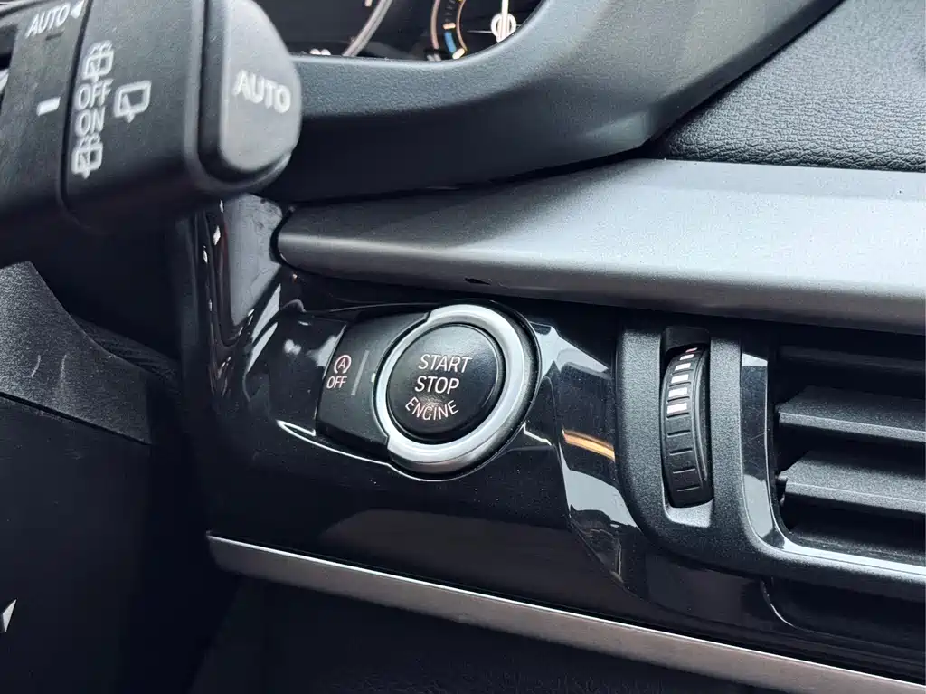 BMW X5 2018 — фото 23