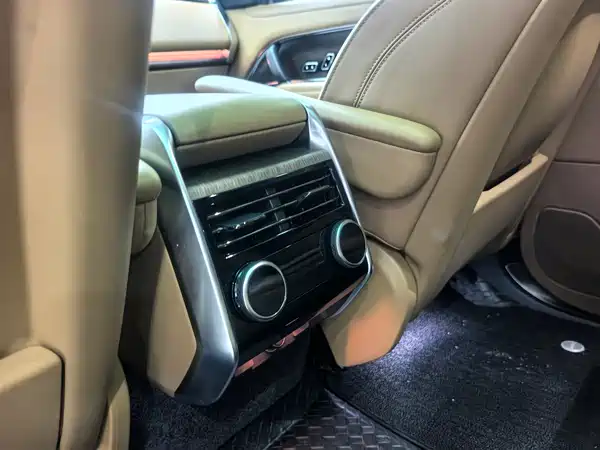 Land Rover Range Rover 2023