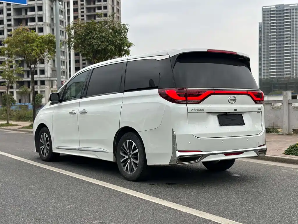 GAC Motor Trumpchi M8 2022 — фото 5