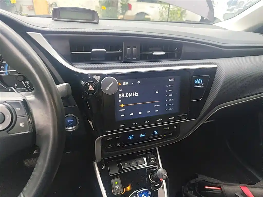 Toyota Levin 2018 — фото 13