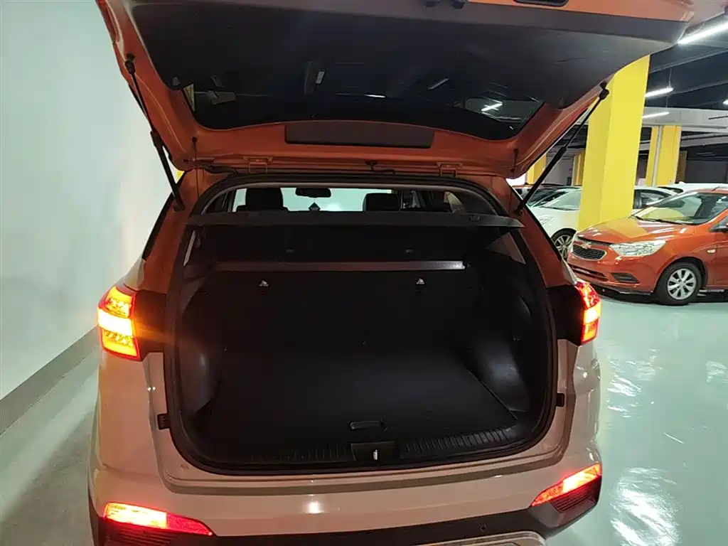 Hyundai ix25 2015 — фото 19