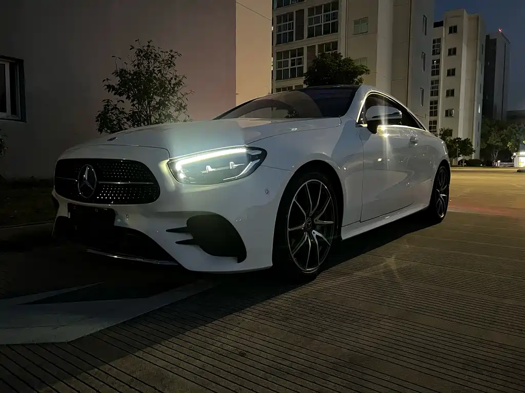 Mercedes-Benz E-Class 2021
