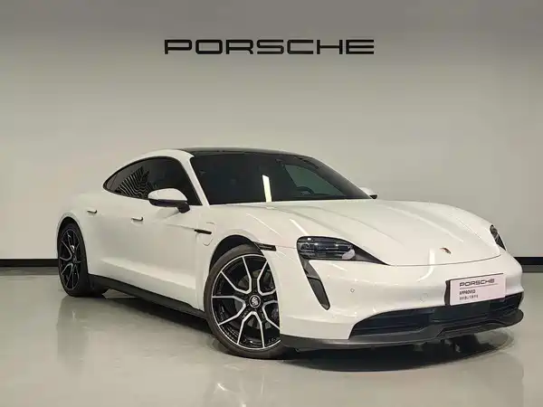 Porsche Taycan 2024