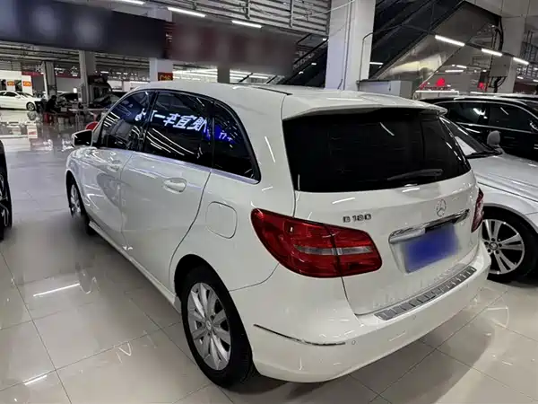 Mercedes-Benz B-Class 2012