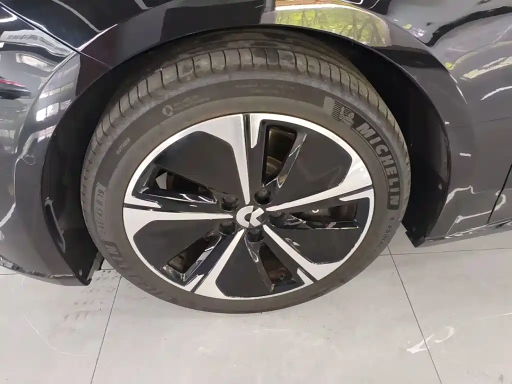 NIO ET5T 2025 — фото 23