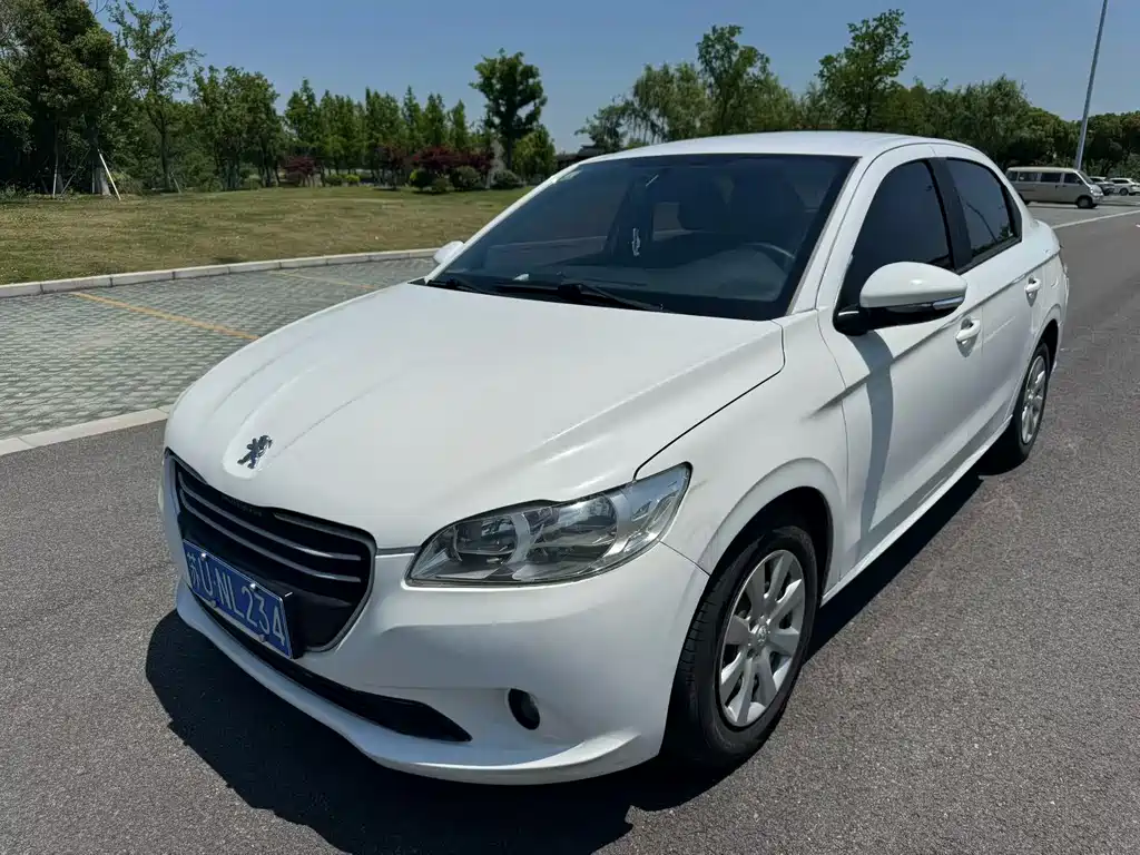 Peugeot 301 2016