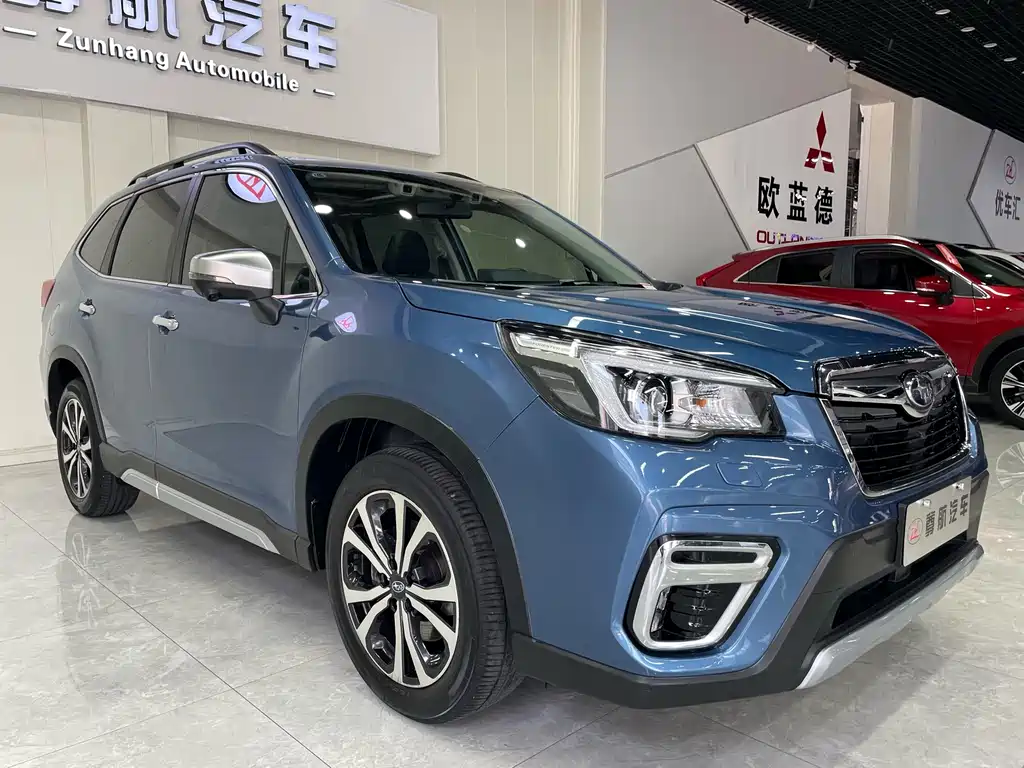 Subaru Forester 2021 — фото 10