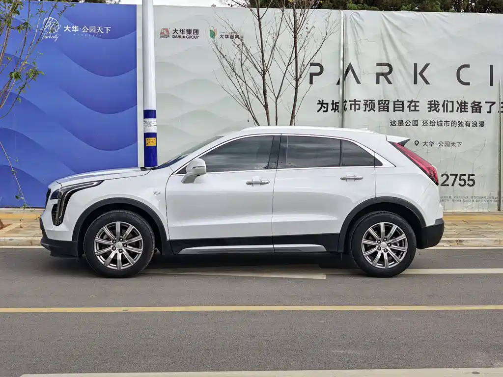 Cadillac XT4 2019 — фото 3