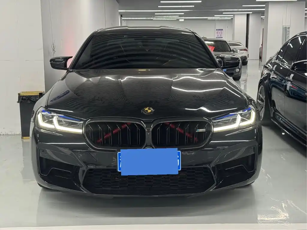 BMW M5 2023 — фото 2