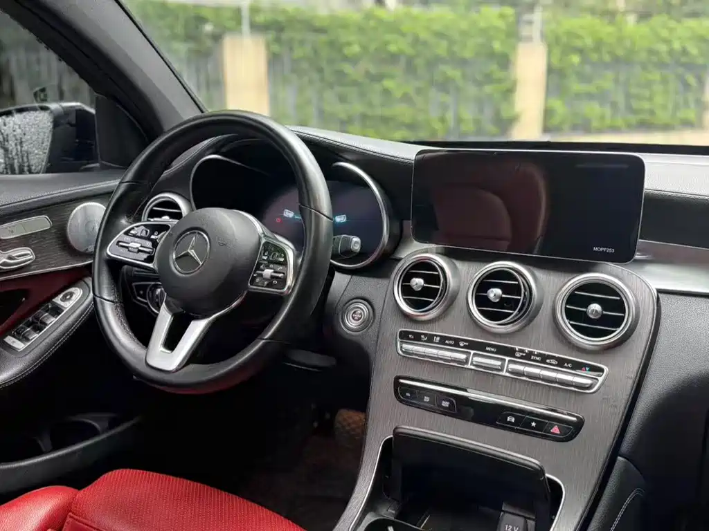 Mercedes-Benz GLC Coupe 2020 — фото 7