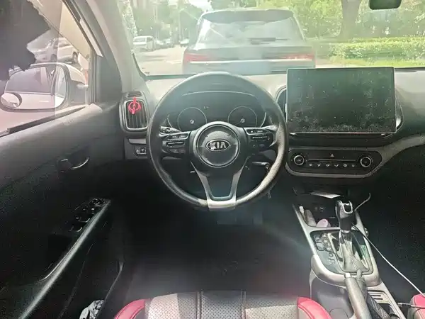Kia KX3 2015